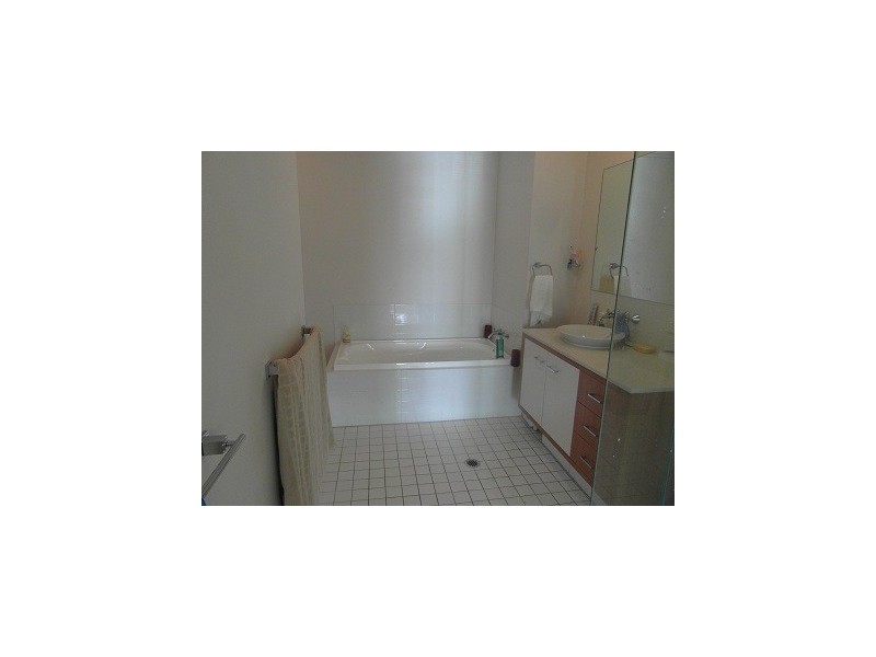 23/201 Varsity Parade, Varsity Lakes QLD 4227