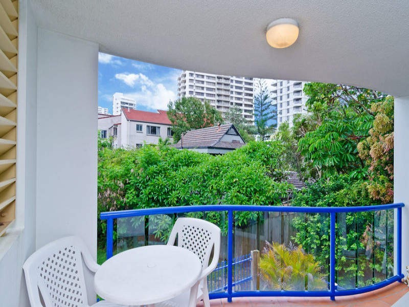 11/199 Surf Parade, Broadbeach QLD 4218