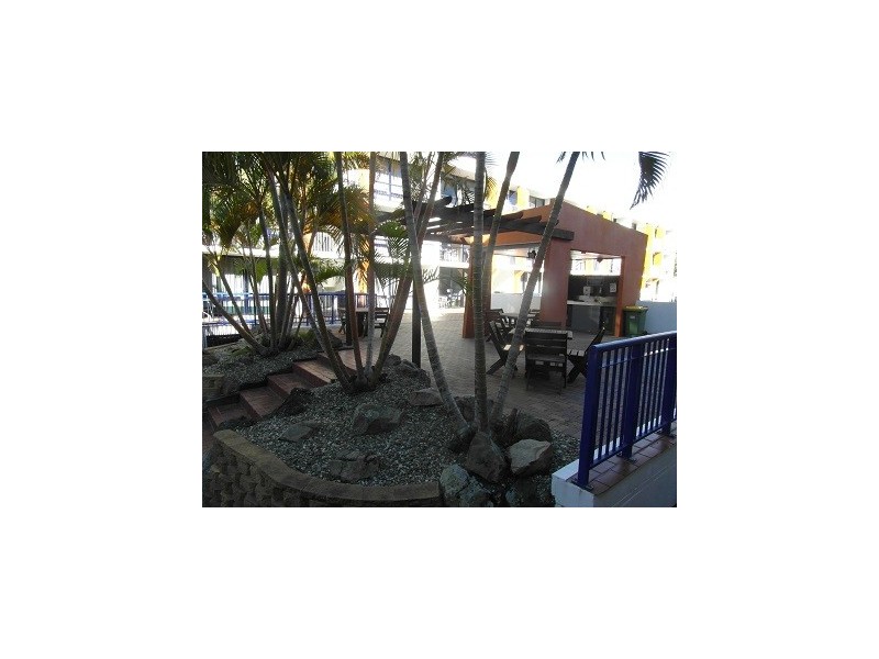 10/2877 Gold Coast Highway, Surfers Paradise QLD 4217