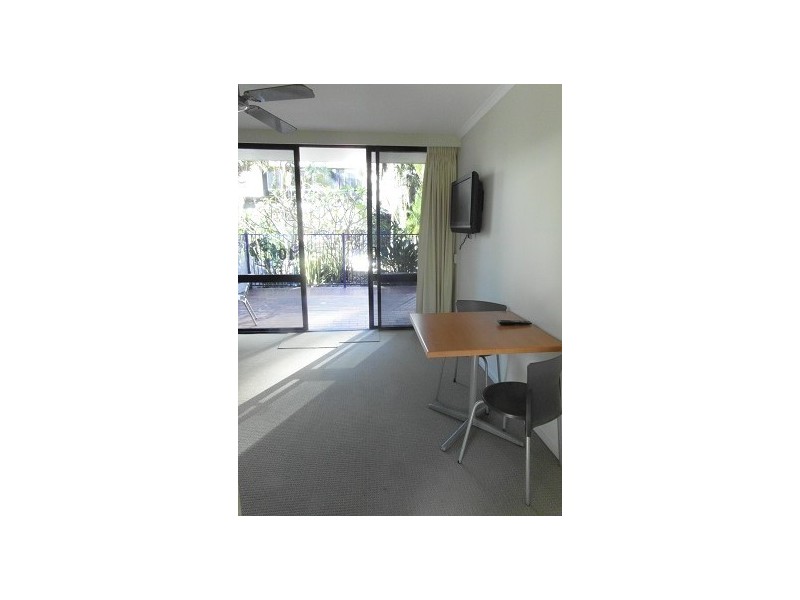 10/2877 Gold Coast Highway, Surfers Paradise QLD 4217