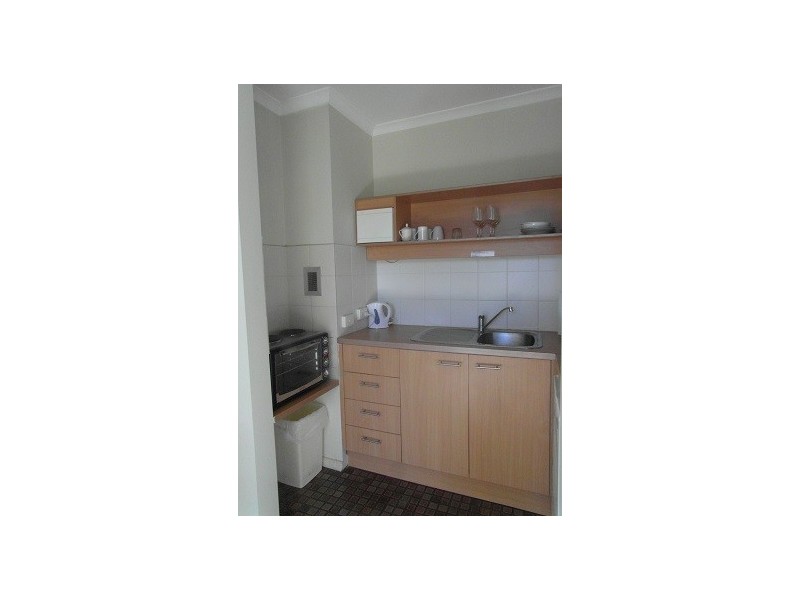 10/2877 Gold Coast Highway, Surfers Paradise QLD 4217