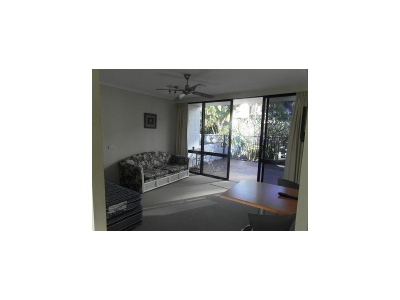 10/2877 Gold Coast Highway, Surfers Paradise QLD 4217