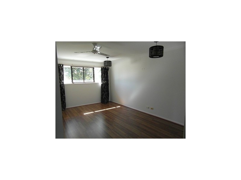 2/13 Leyte Avenue, Palm Beach QLD 4221