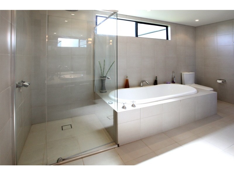 Hallidays Point NSW 2430