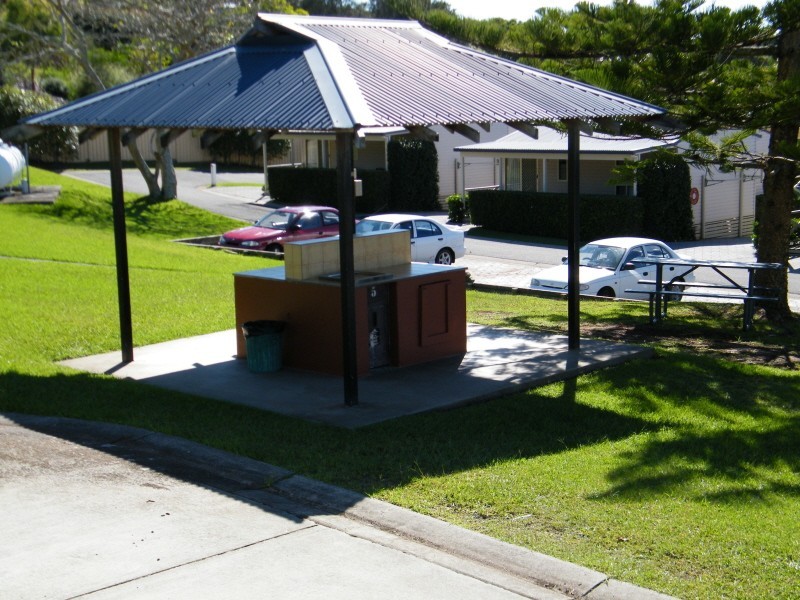 Hallidays Point NSW 2430