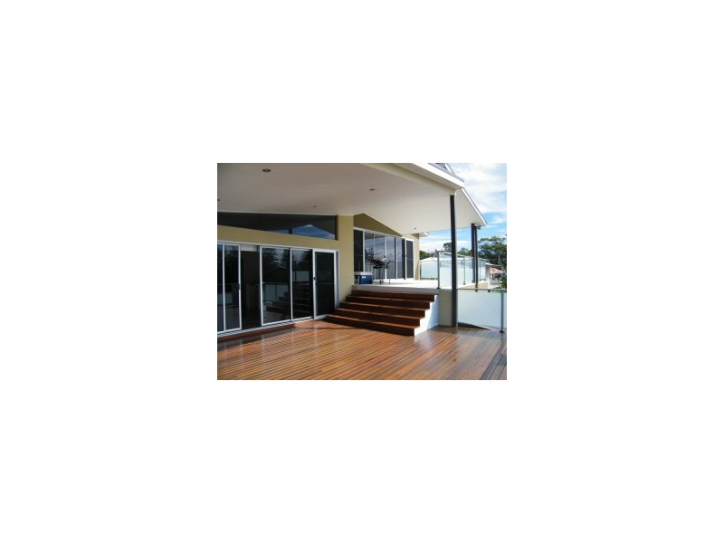 9 Main Street, Hallidays Point NSW 2430