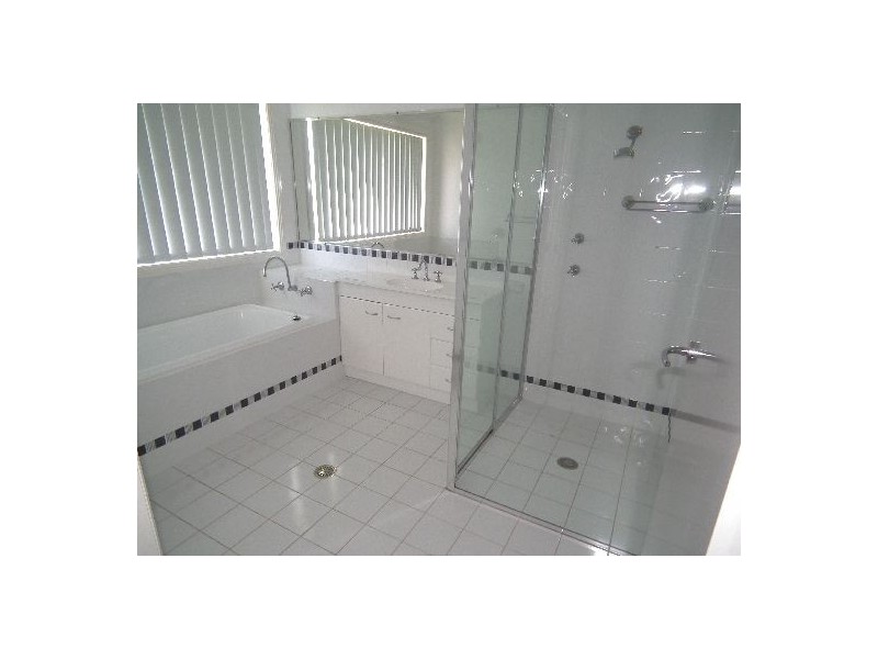 2/4 Milo Place, Hallidays Point NSW 2430