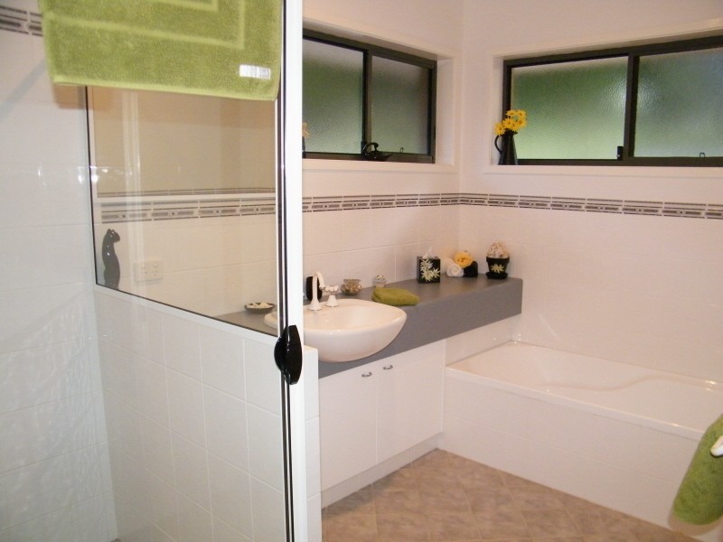 35 Figtree Drive, Diamond Beach NSW 2430