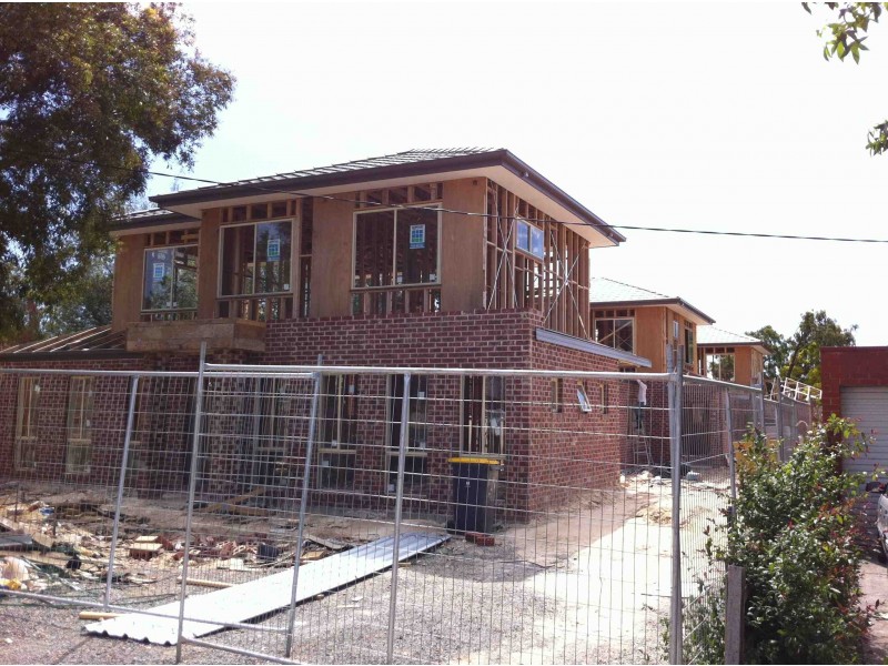 1-3/246 Lawrence Rd, Mount Waverley VIC 3149