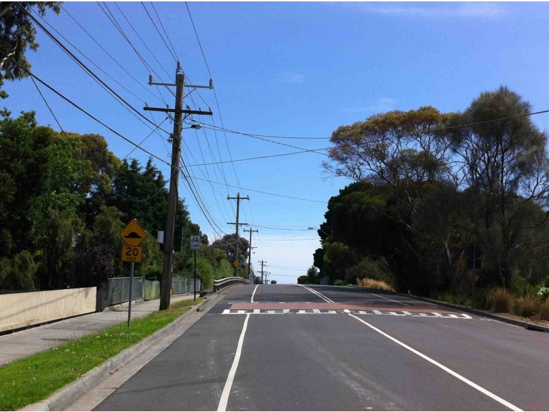 1-3/246 Lawrence Rd, Mount Waverley VIC 3149