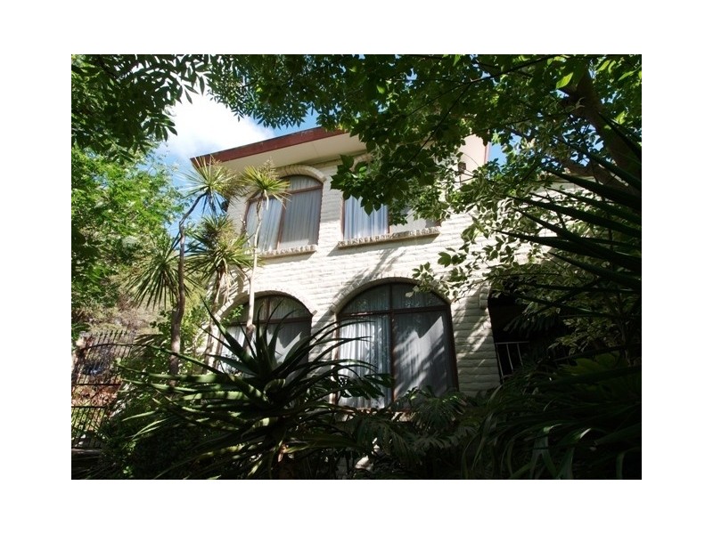 2 Leila Crescent, Bell Post Hill VIC 3215