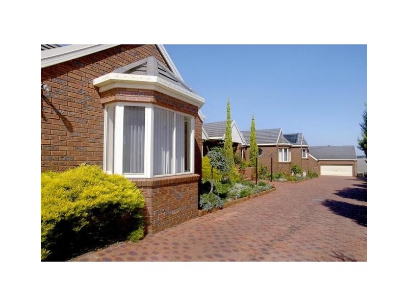 5 Mary-Anne Court, Lovely Banks VIC 3221