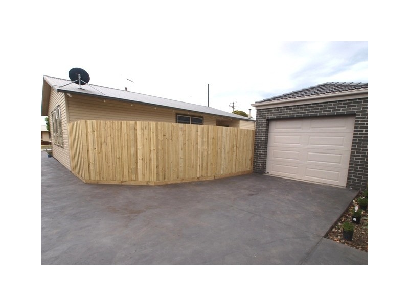 13 Rose Avenue, Norlane VIC 3214