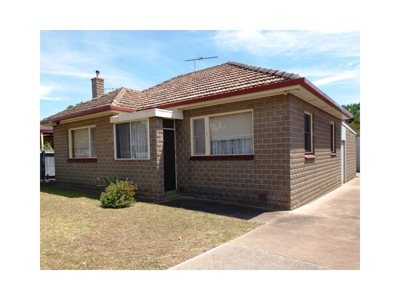 6 Mary Street, Hamlyn Heights VIC 3215
