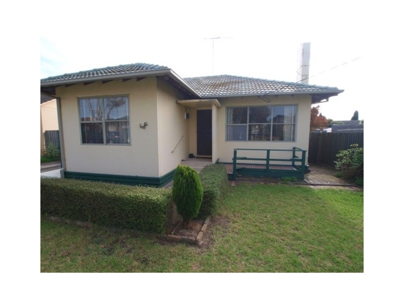 8 Canadian Parade, Corio VIC 3214
