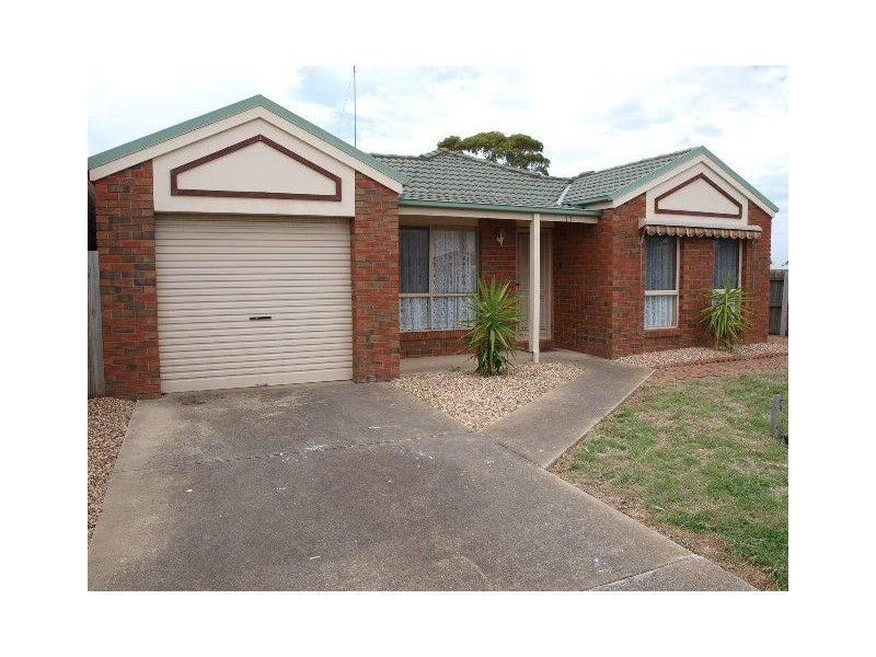11 Adriatic Court, Norlane VIC 3214
