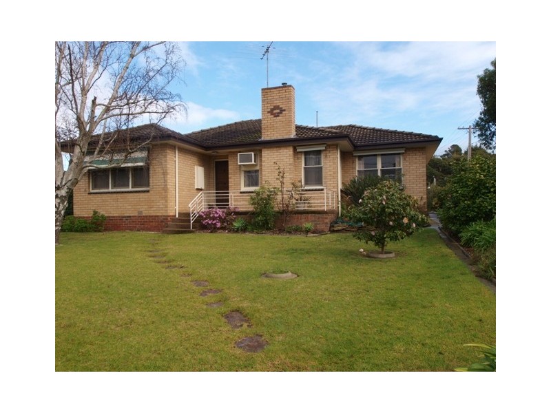 76 Bellevue Avenue, Highton VIC 3216