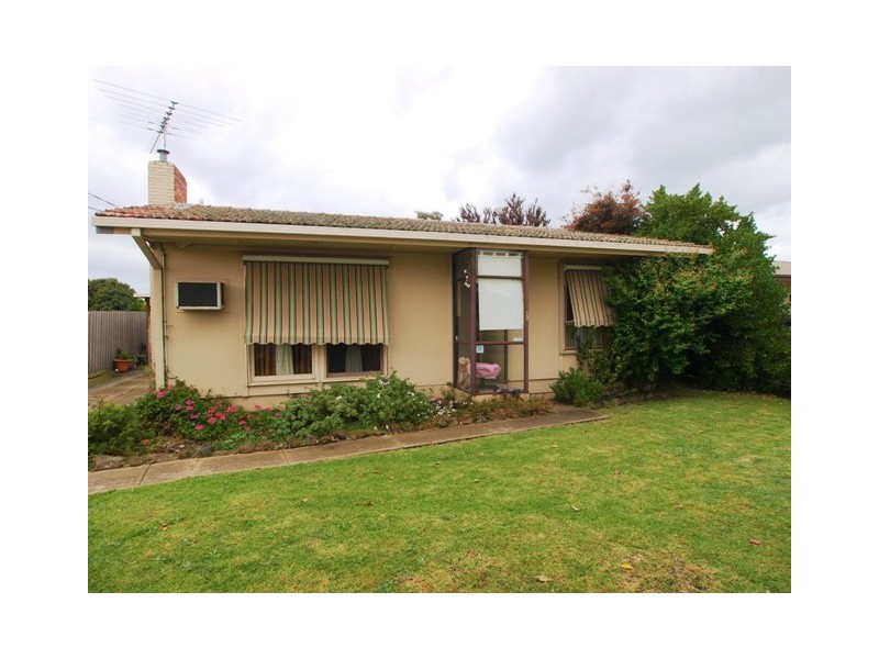 13 Bingara Avenue, Norlane VIC 3214