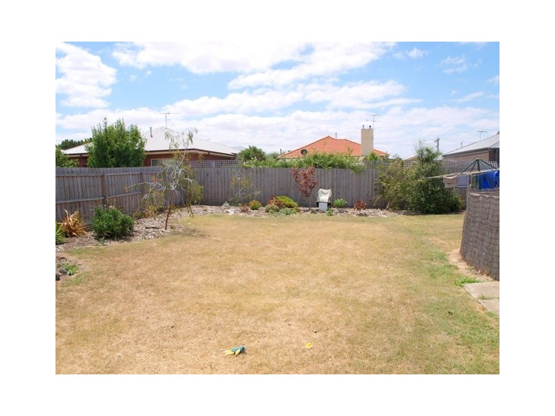 90 Thorburn Street, Bell Park VIC 3215