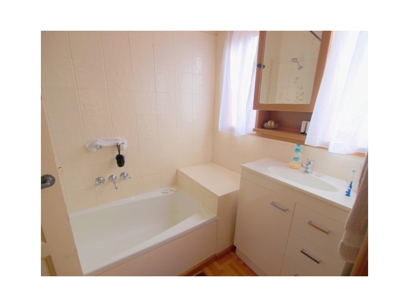 36 Curlew Crescent, Norlane VIC 3214