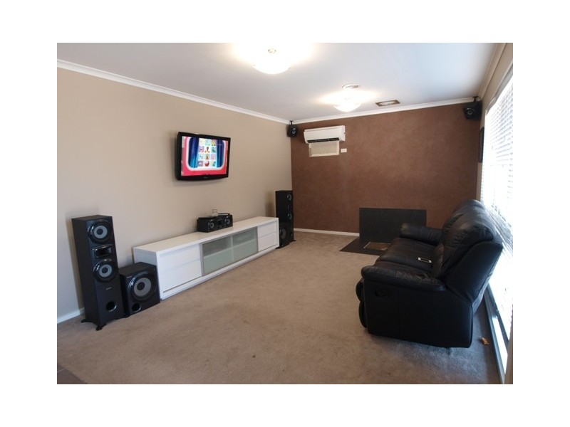 27 Shepherdson Avenue, Corio VIC 3214