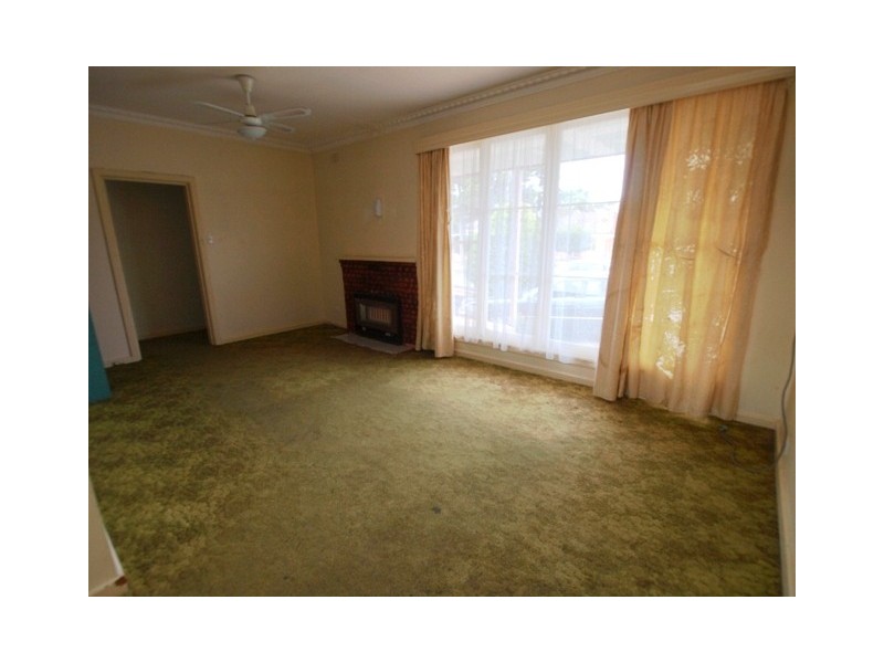 6 Graham Street, Hamlyn Heights VIC 3215