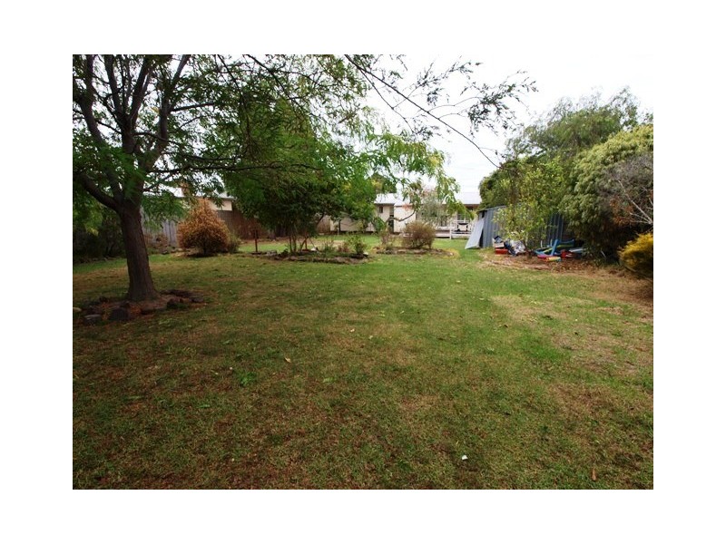 6 Graham Street, Hamlyn Heights VIC 3215