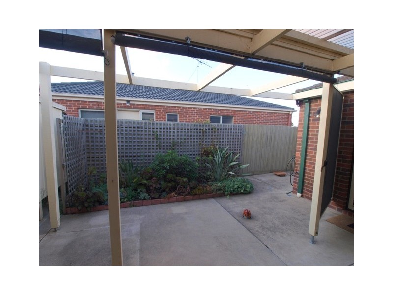2/192 Separation Street, Bell Park VIC 3215