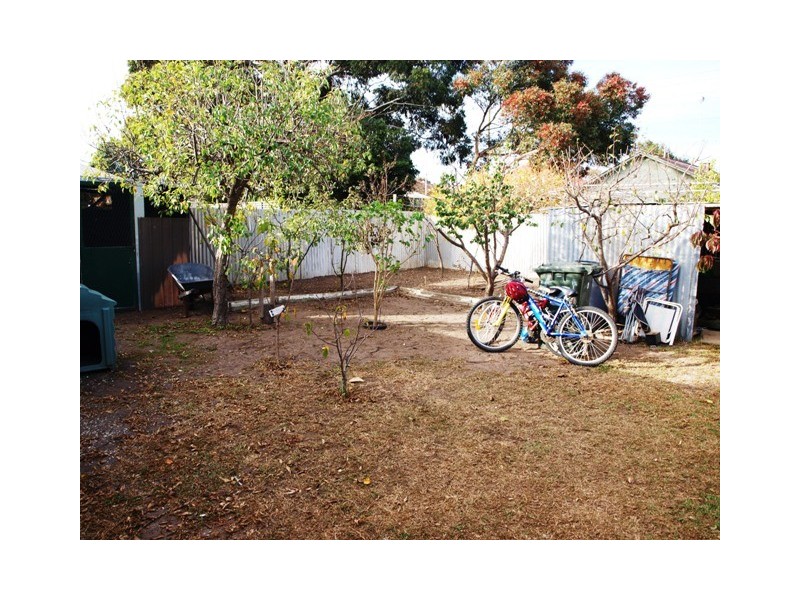 2 Kentucky Avenue, Norlane VIC 3214