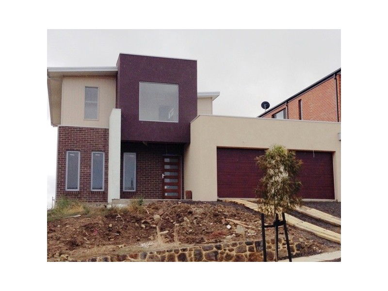 28-30 Valencay Way, Highton VIC 3216