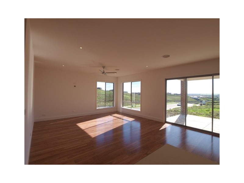 28-30 Valencay Way, Highton VIC 3216