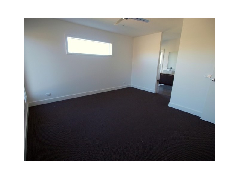 28-30 Valencay Way, Highton VIC 3216