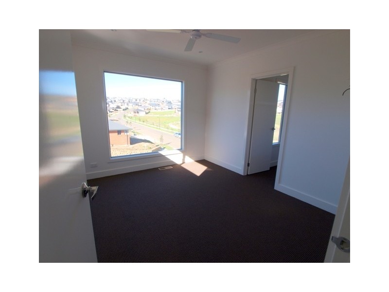 28-30 Valencay Way, Highton VIC 3216