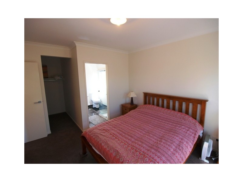 27 Shorebreak Street, Torquay VIC 3228