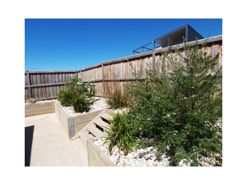 27 Shorebreak Street, Torquay VIC 3228