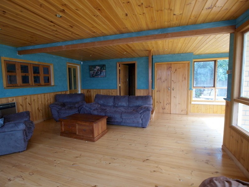 6 Marjorie Avenue, Belmont VIC 3216