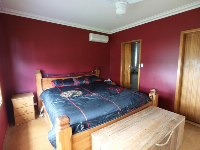 6 Marjorie Avenue, Belmont VIC 3216