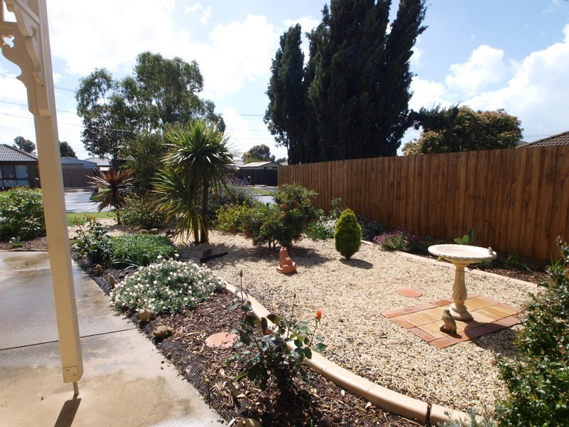 2 Owen Court, Corio VIC 3214