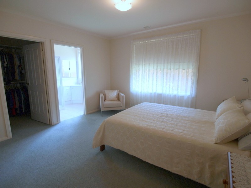 2 Owen Court, Corio VIC 3214