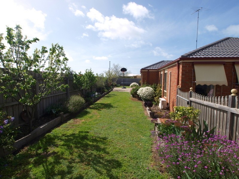 8 Juniper Court, Corio VIC 3214