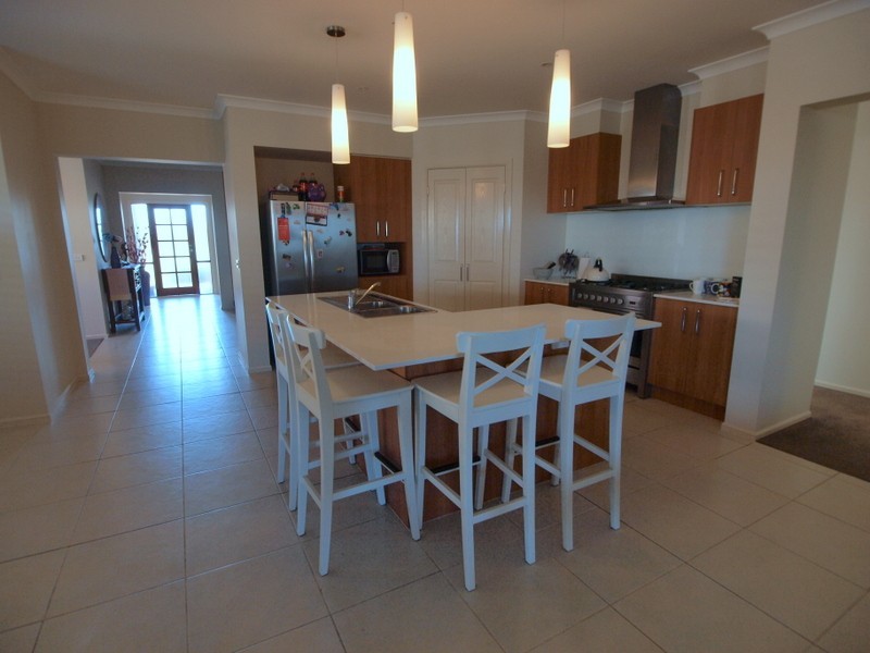 15 Melissa Drive, Lara VIC 3212