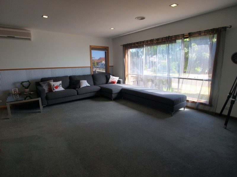 79 Kansas Avenue, Bell Post Hill VIC 3215