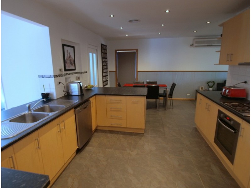 79 Kansas Avenue, Bell Post Hill VIC 3215