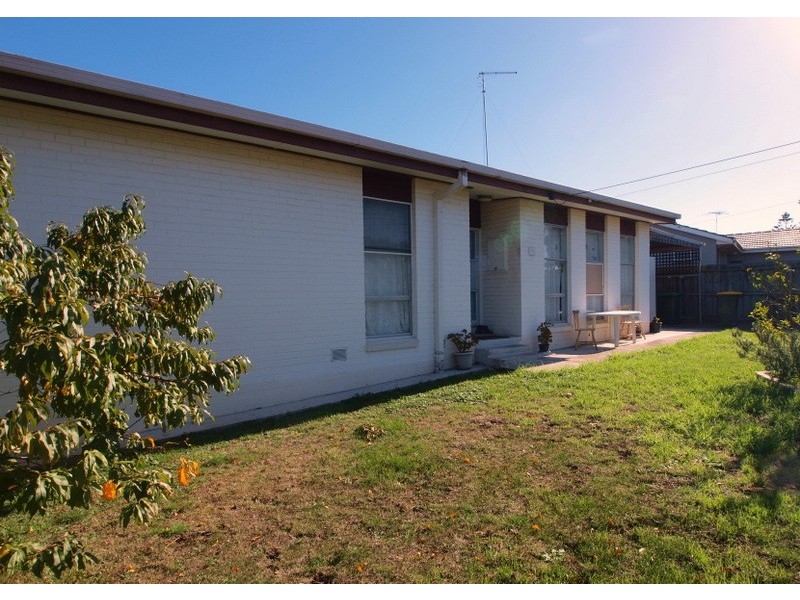 15 Macedon Avenue, Corio VIC 3214