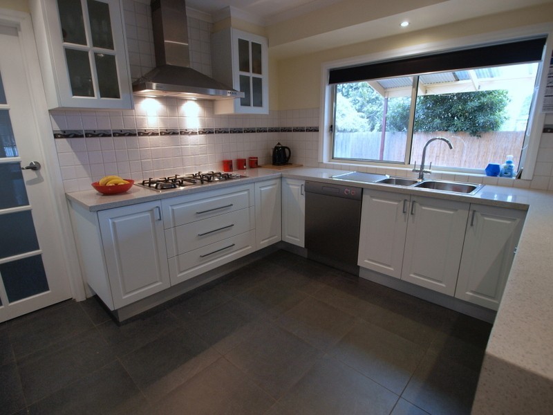 3 Scarlett Grove, Lara VIC 3212