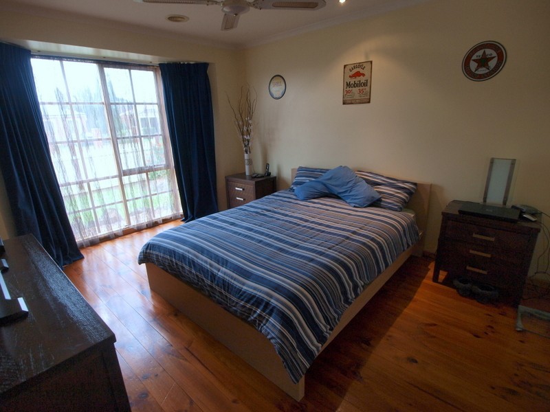 3 Scarlett Grove, Lara VIC 3212