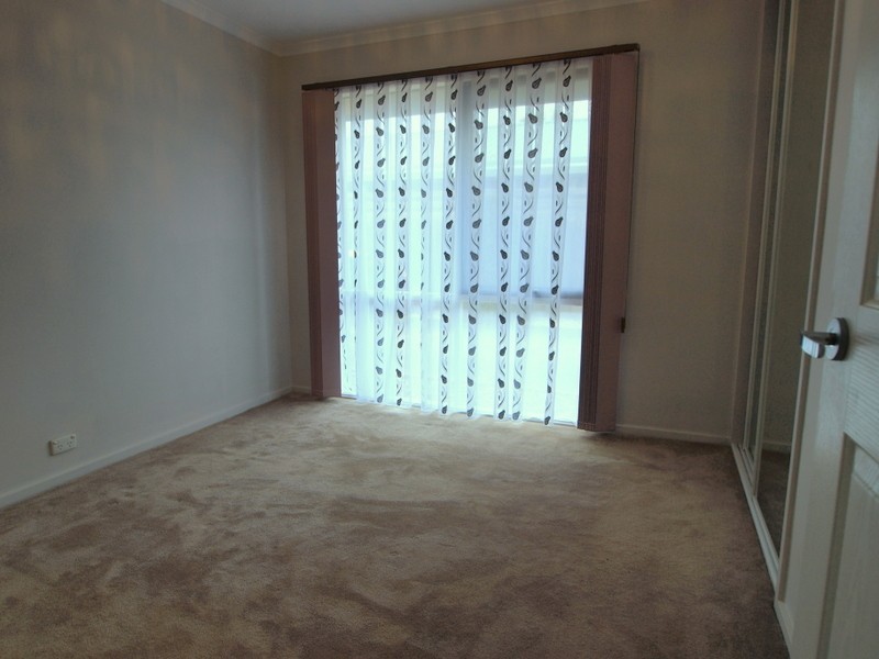 10 Caldermeade Drive, Corio VIC 3214