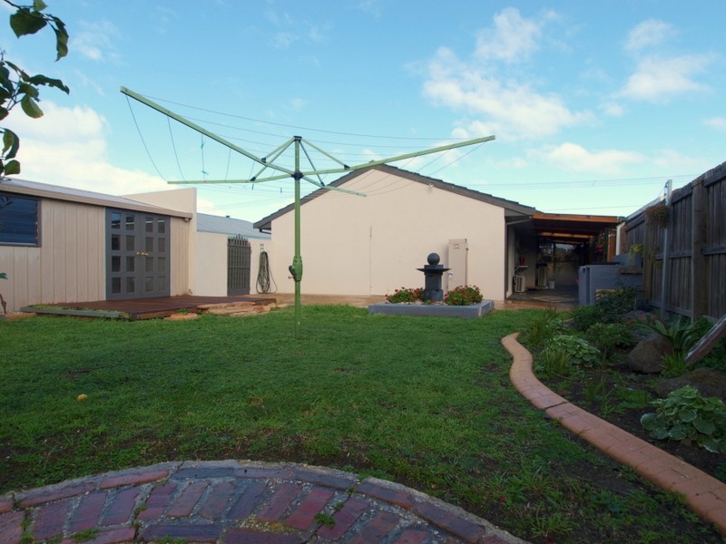 10 Caldermeade Drive, Corio VIC 3214