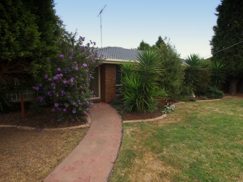 2 Stirling Street, Corio VIC 3214