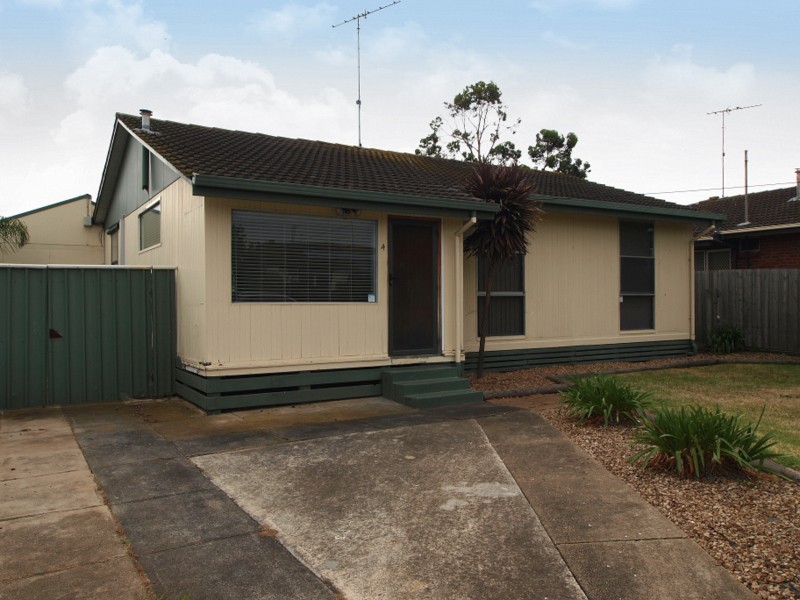 4 Ovens Court, Corio VIC 3214